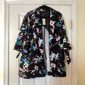 NWT Floral blazer 3/4 sleeves